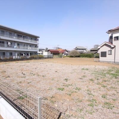 81坪の広い土地でお庭付きのマイホームを。