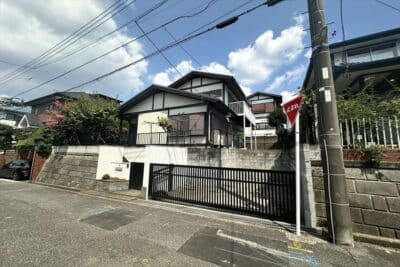 大和市つきみ野8丁目 ｜駅徒歩約10分　旧分譲地にて閑静な住宅街にある整形地｜売地